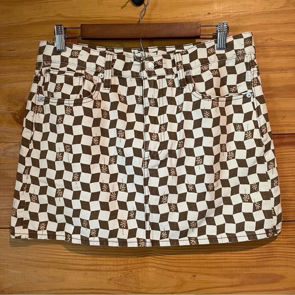Madewell Dresses & Skirts - Madewell Brown Cream Checked Floral Daisy Denim Jean Mini Skirt 28 NWT